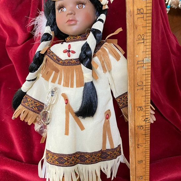 Beautiful Native Doll - Picture 13 of 13